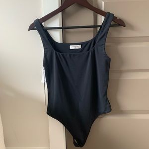 NWT Aritzia Babaton body suit